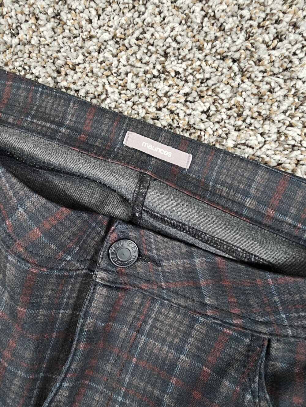 Maurices Womens Sz L Short Slim Leg Dress Pants Plaid Gray Burgundy - Picture 2 of 4